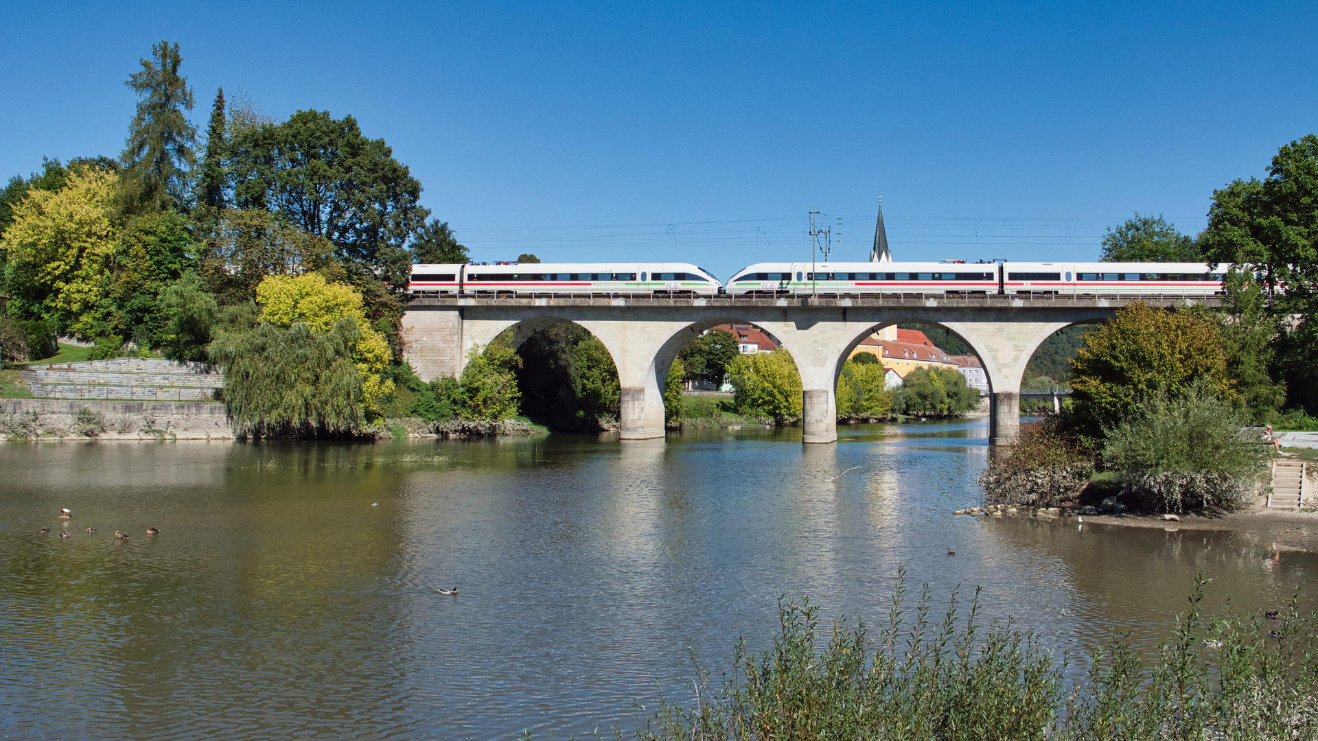 ICE 26 auf der Vilsbrücke