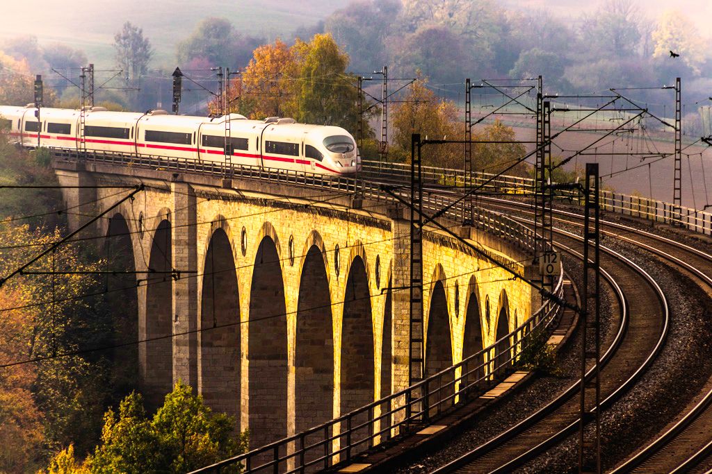 ICE auf Altenbekener Viadukt