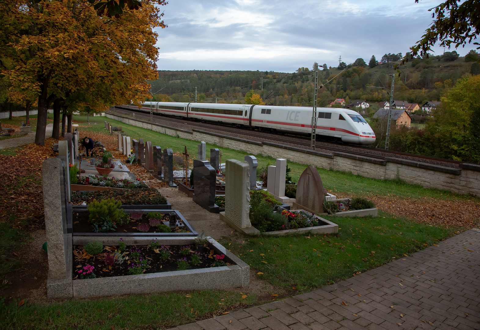 ICE auf der Altmühltalbahn