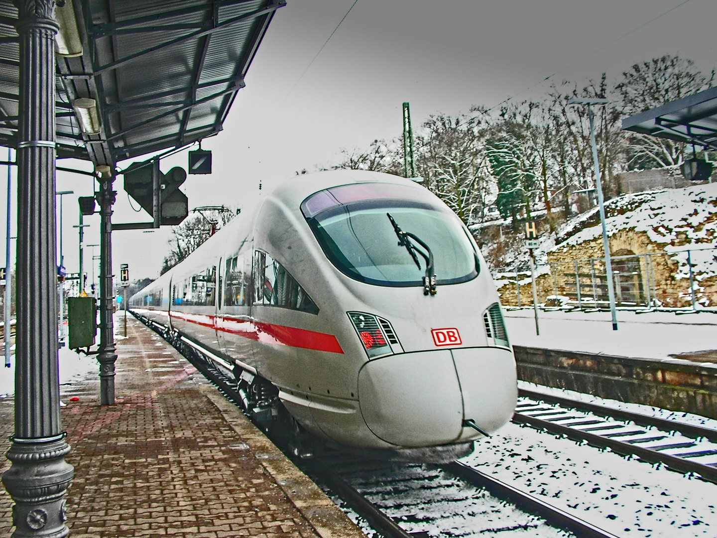 ICE Ausfahrt Mainz V2