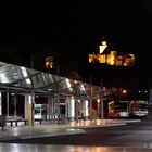 ICE Bahnhof mit Schloss Montabaur bei Nacht