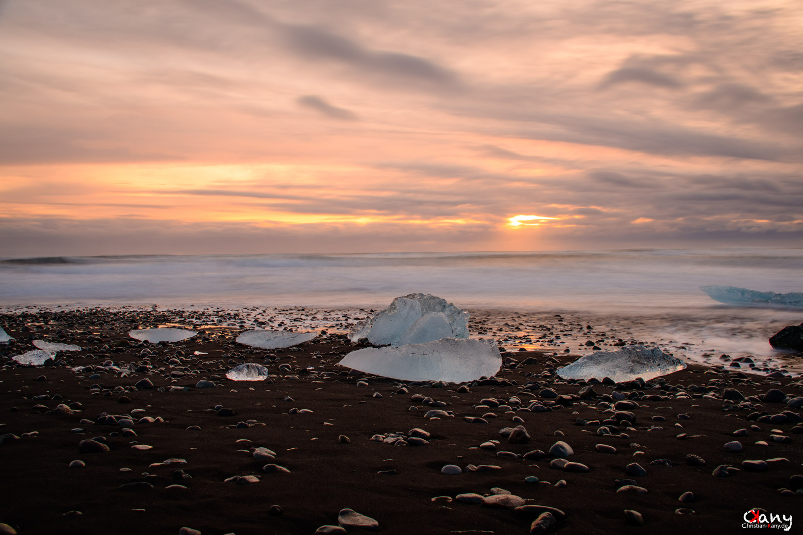 Ice Beatch at noon