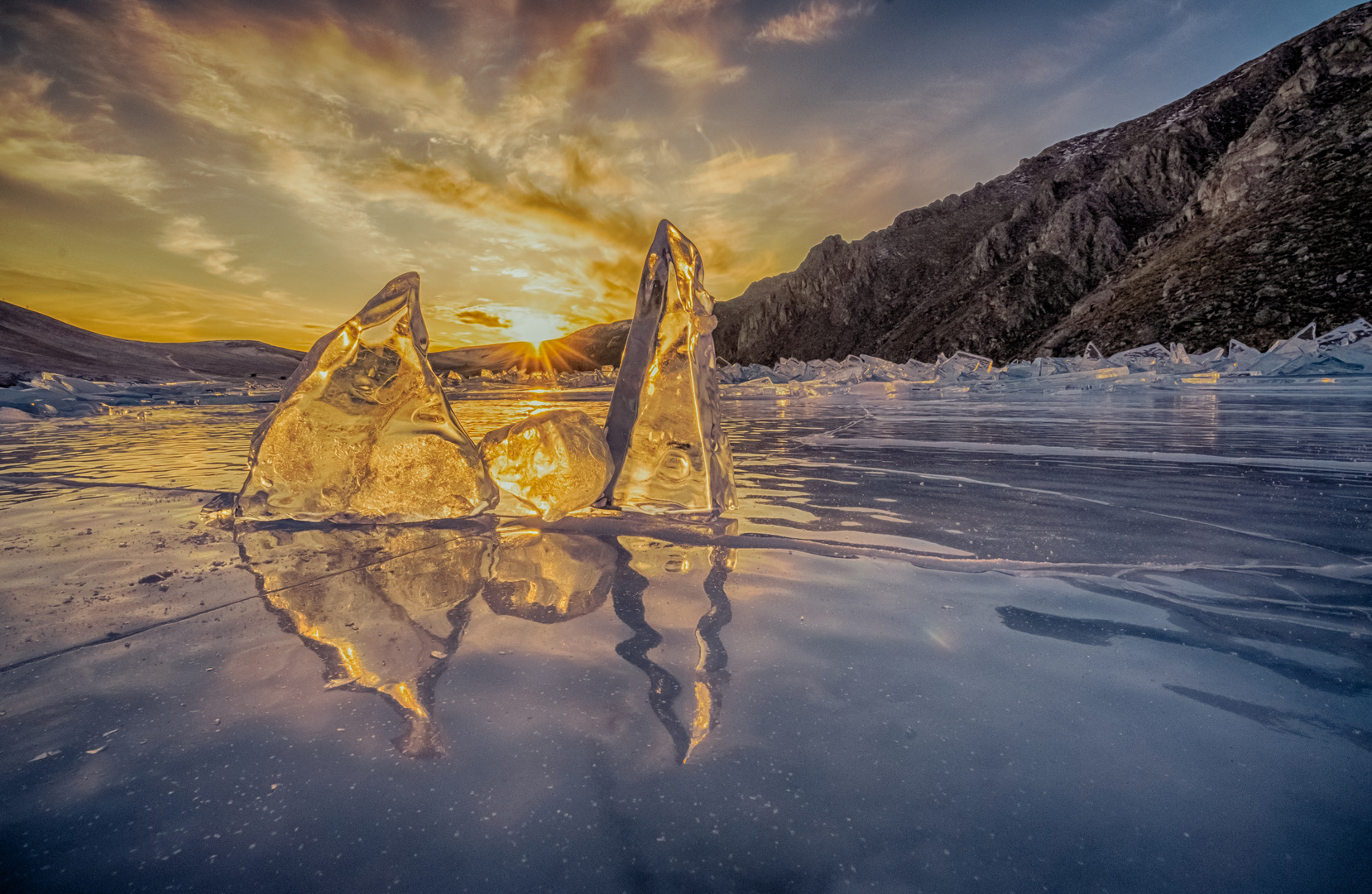 ice blocks and sun