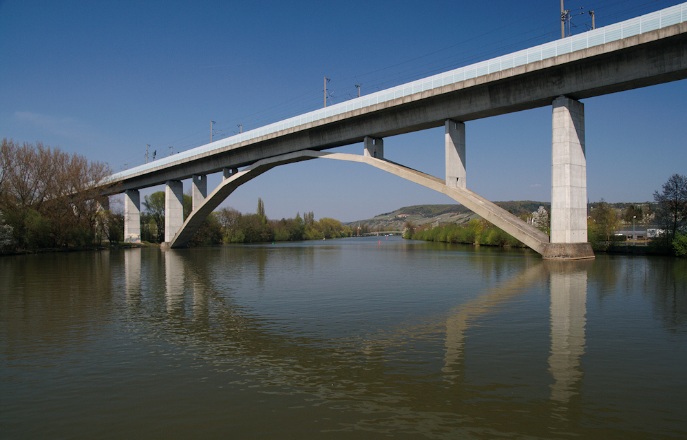 ICE Brücke...