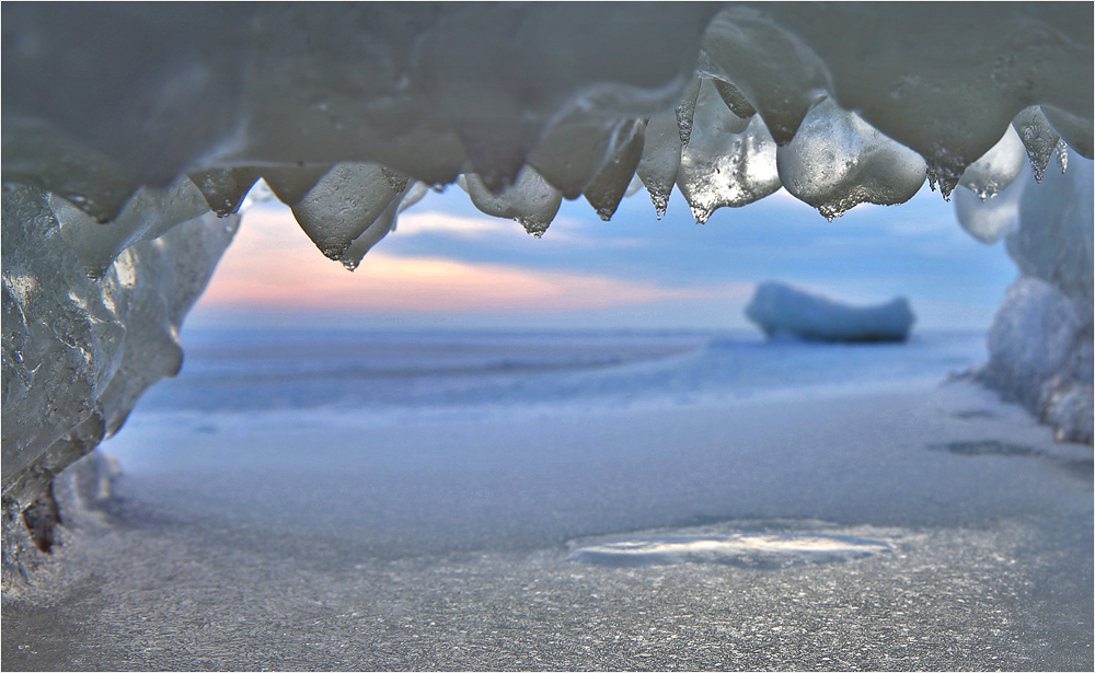 Ice Caves à la Rügen