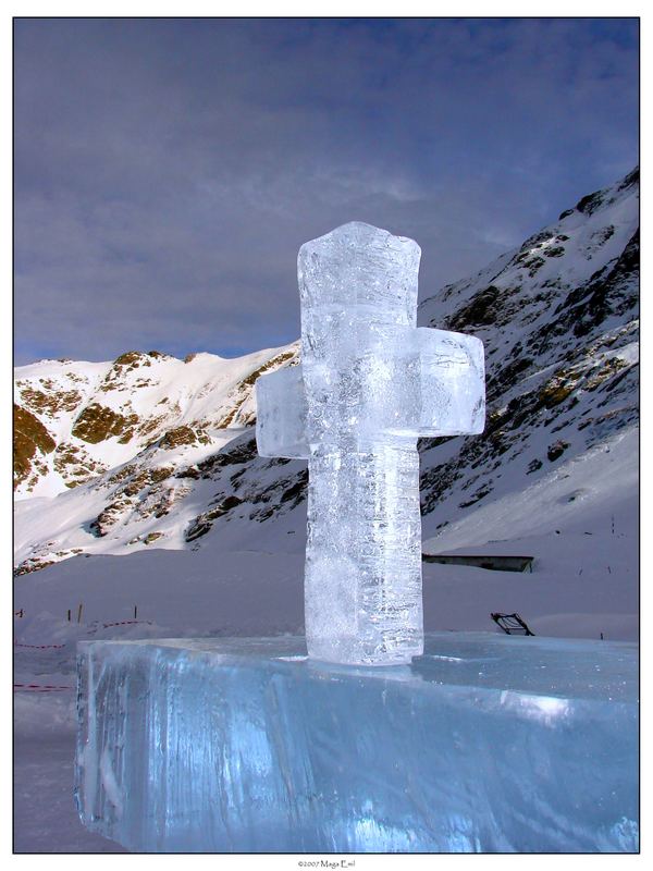 Ice cross