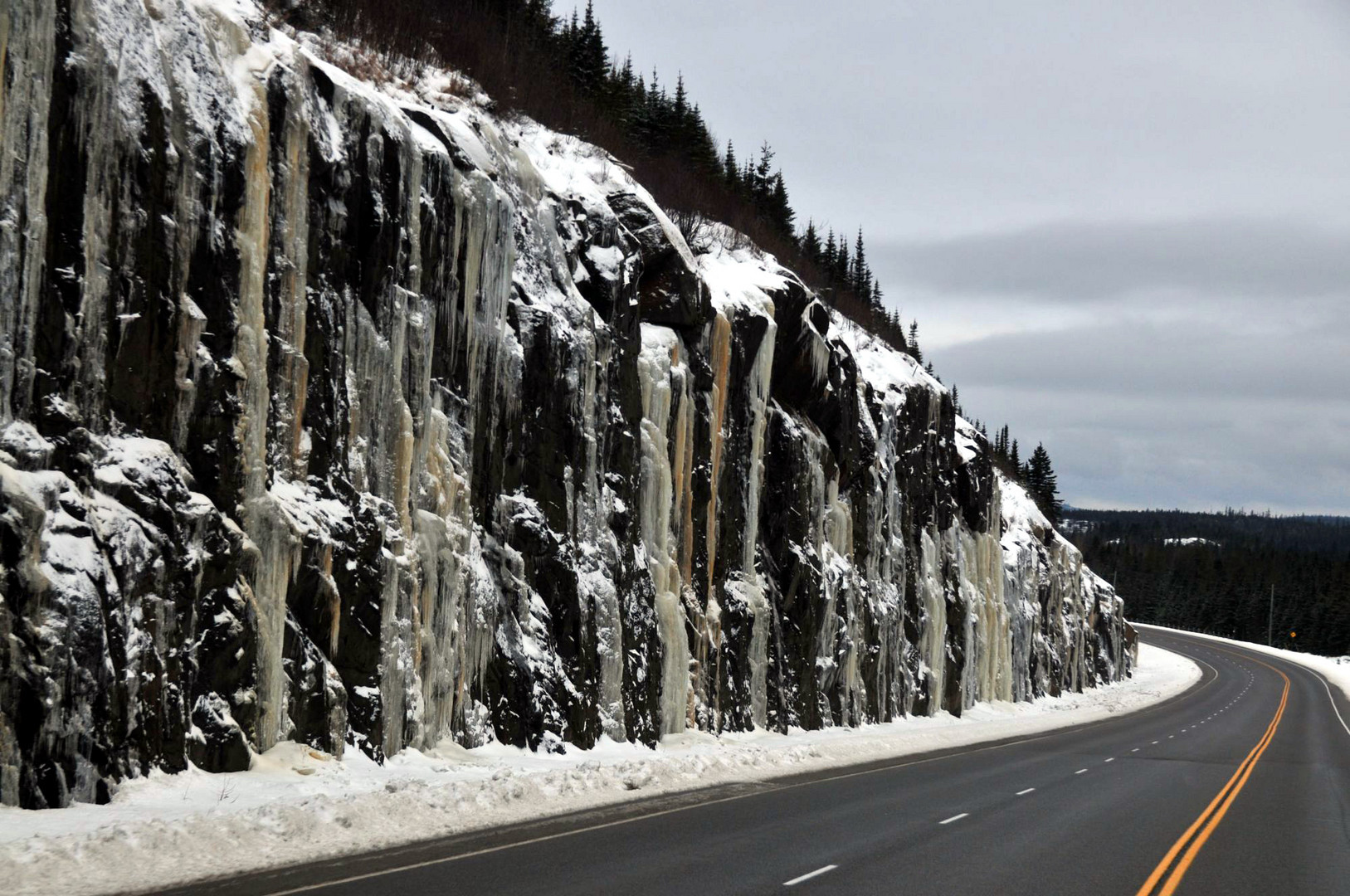 ice crystal wall