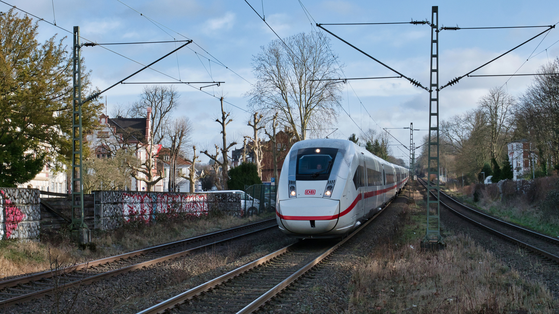 ICE-"Flut" zwischen Millrath und Gerresheim (5)