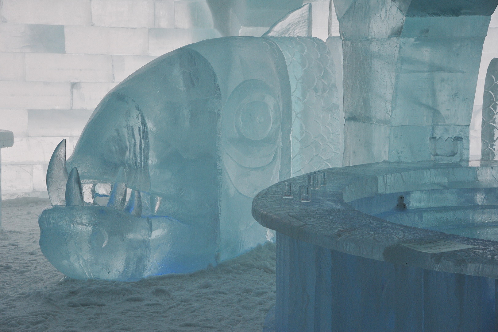 Ice Hotel: Bar (2014)