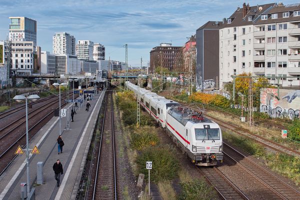ICE L in Düsseldorf