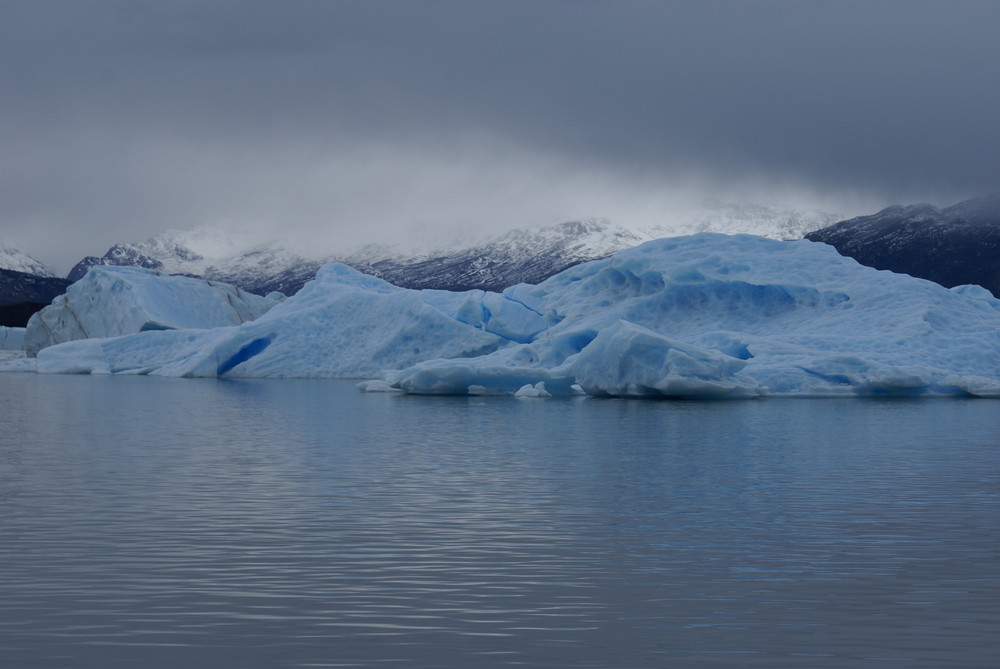 Icebergs en Lago Argentino-El Calafate-Argentina