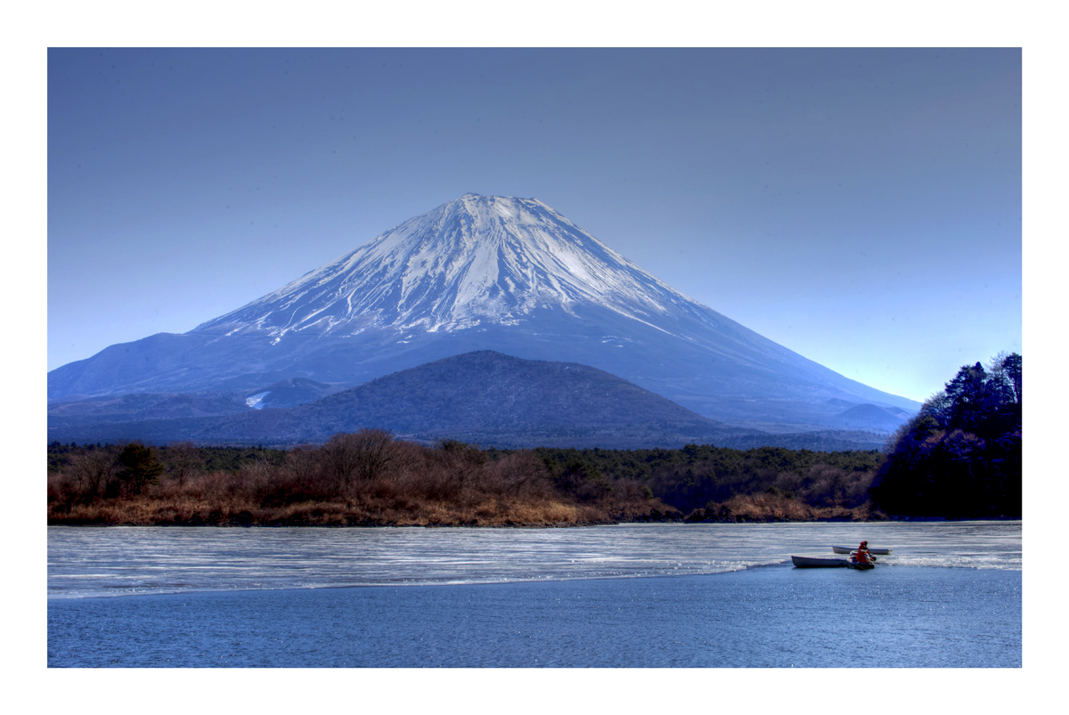 Iced Lake & Mt.Fuji