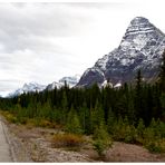 Icefields Parkway durch die kanadischen Rocky Mountains