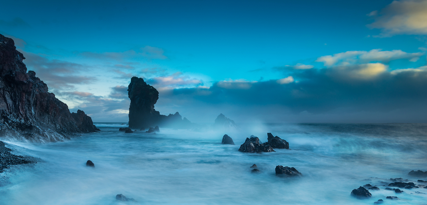 [ iceland coast ]