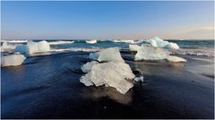 Iceland on the Rocks (II)