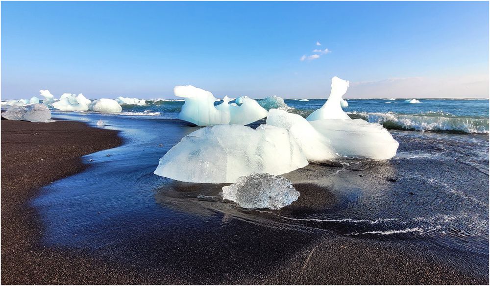 Iceland on the Rocks (III)