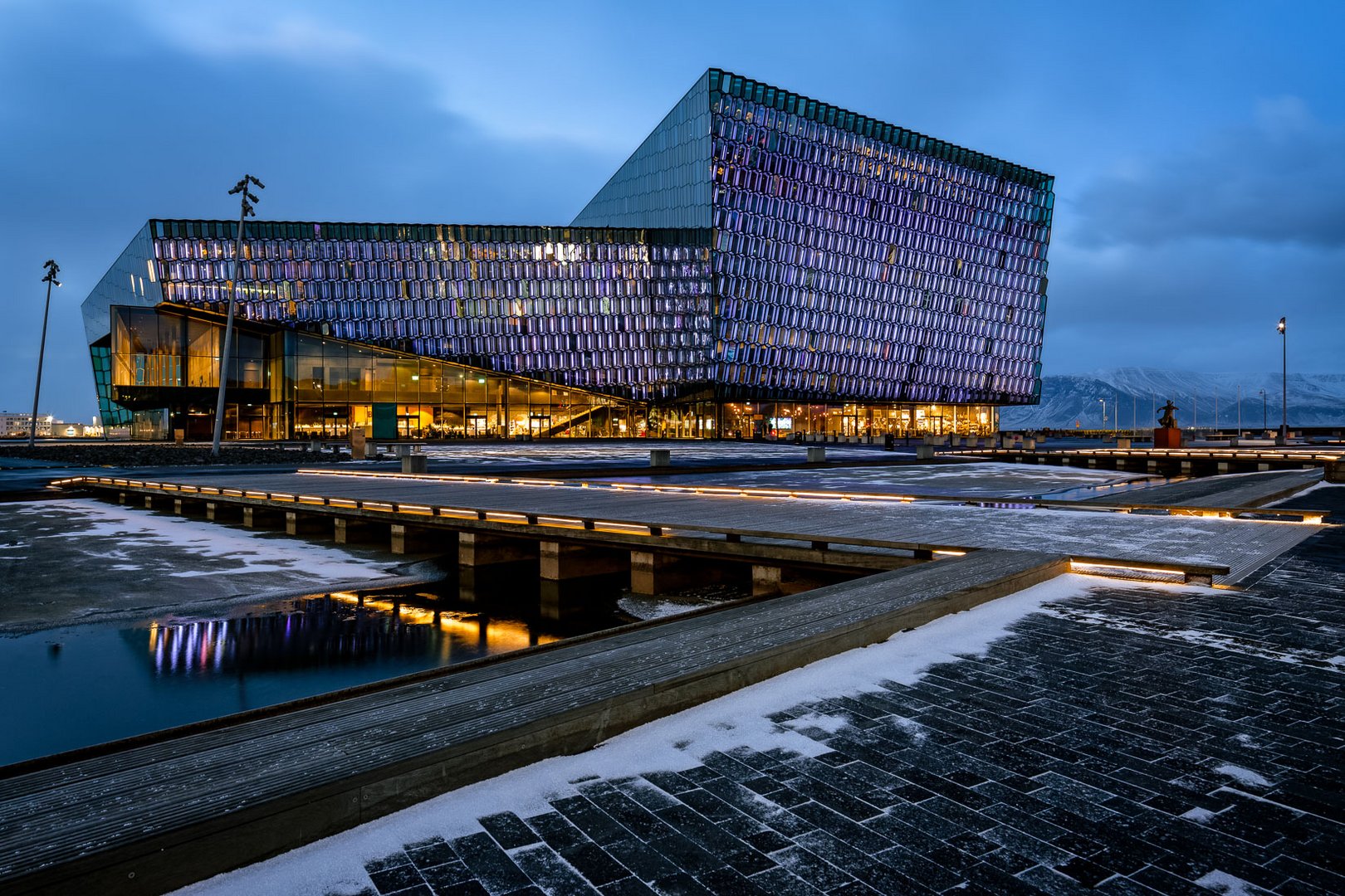 ~~ Icelandic Opera (Harpa) ~~