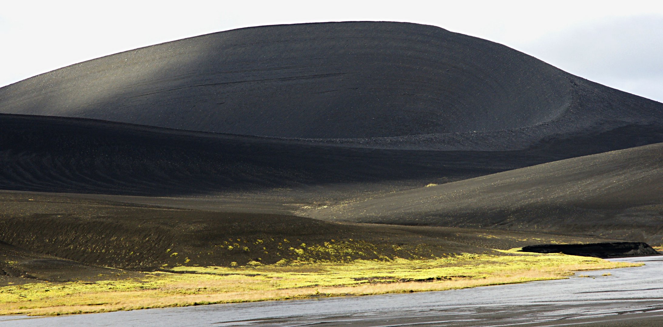 Iceland`s Faben & Kurven....