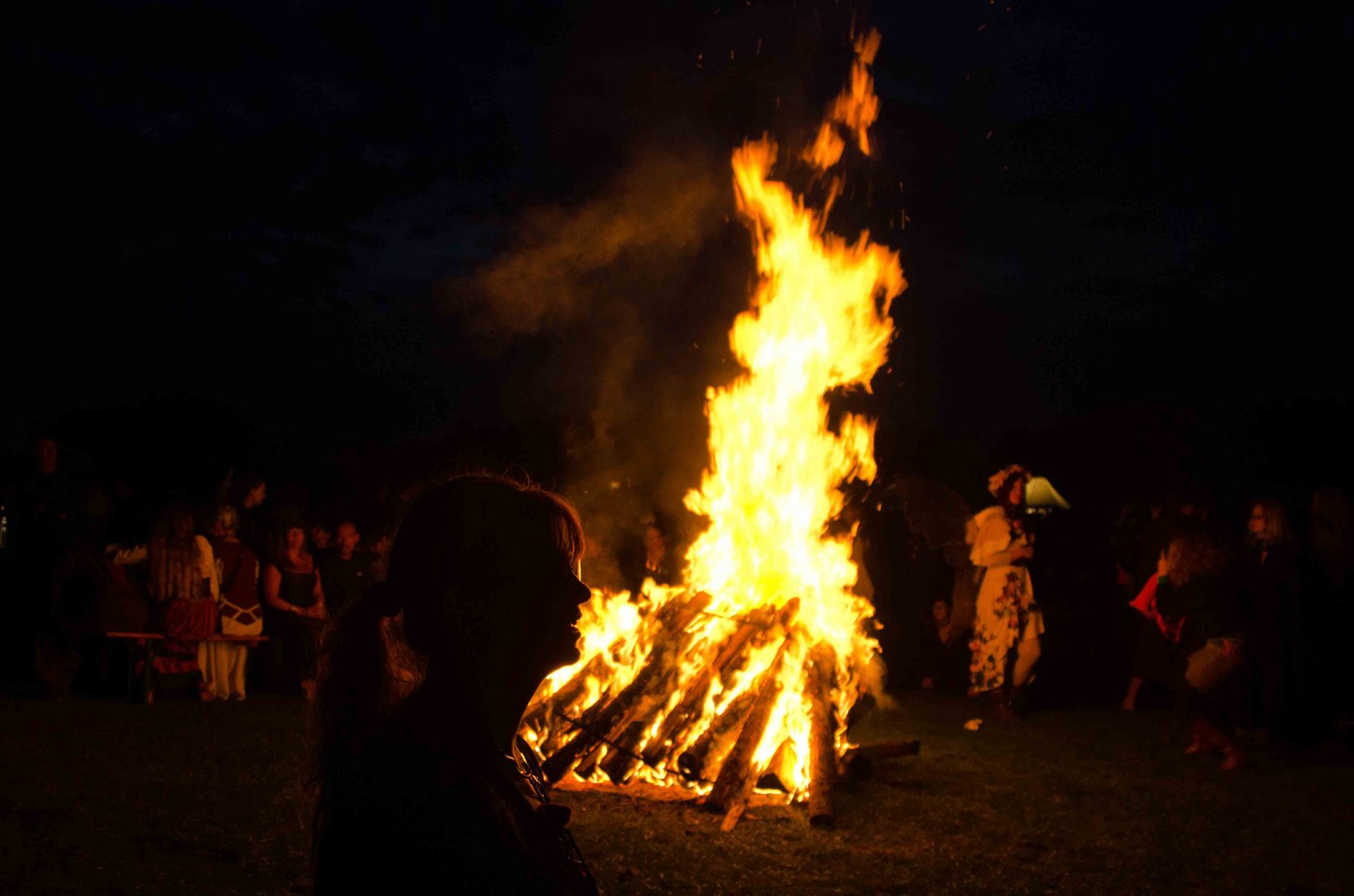 Ich am Feuer