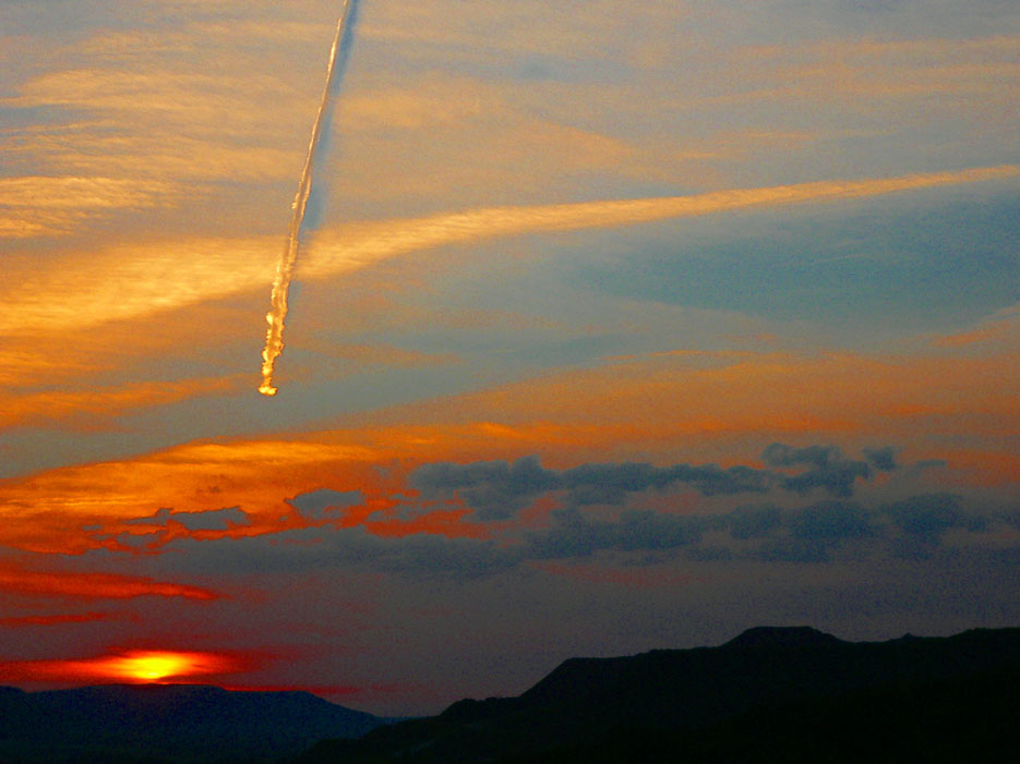 Ich bin UFO und soll der Erde untersuchen