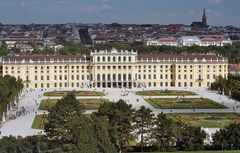 ich fand den ausblick cool vorne schloß und hinten halb wien