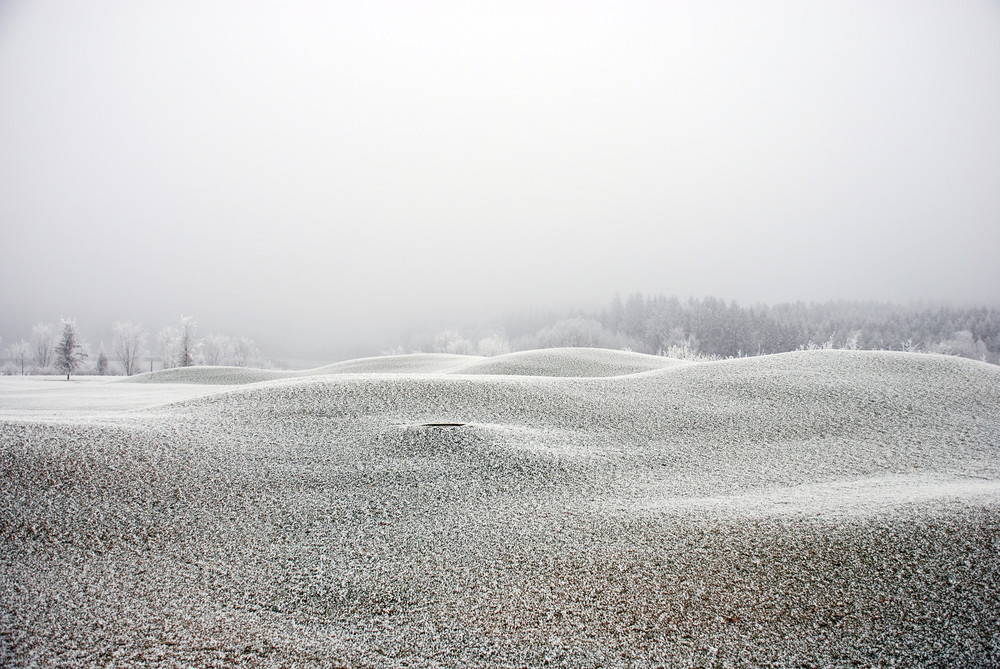 Ich golf' nicht nur zur Sommerszeit, nein auch im Winter, wenn es schneit.