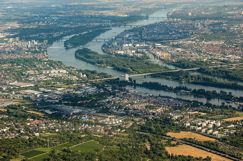 Ich hab den Vater Rhein in seinem Bett gesehen 2 Foto & Bild