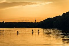 Ich habe den Sommertag 2024 am Unterbacher See verbracht. :-)