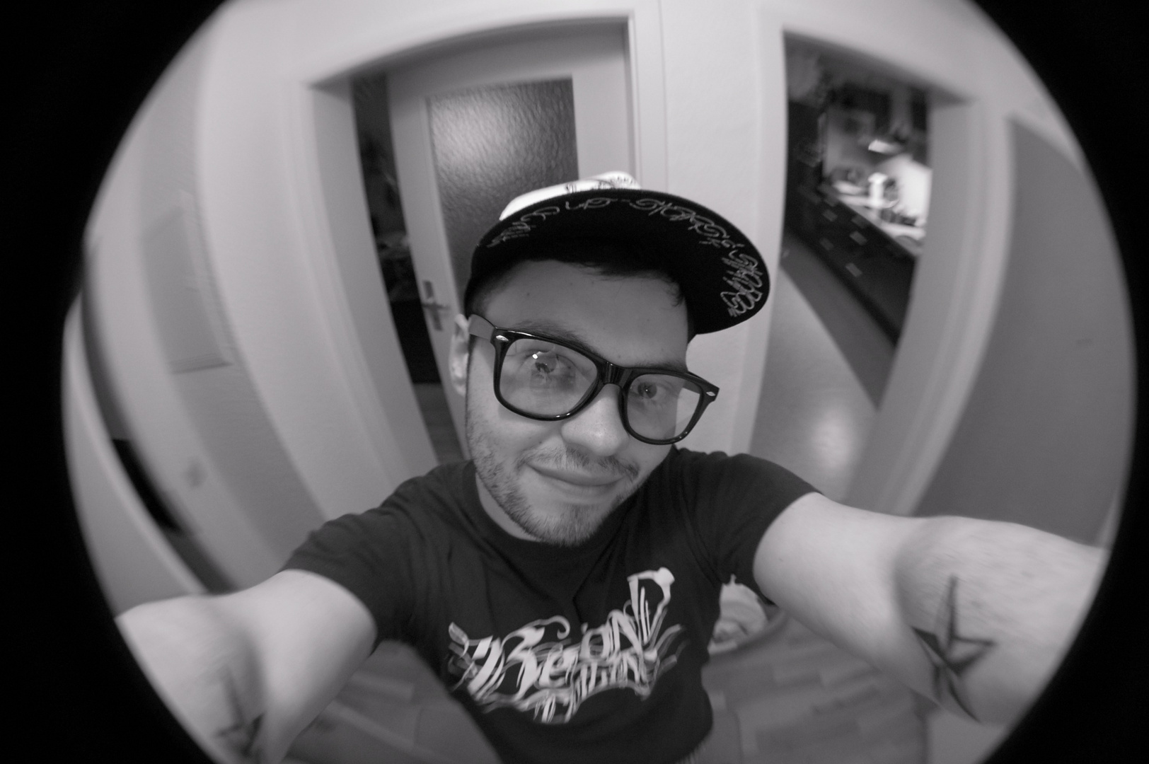 Ich mit Fisheye.