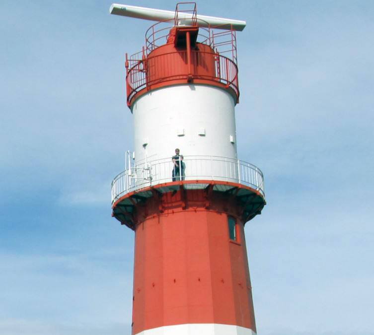 Ich oben auf dem kleinen elektrischen Leuchtturm auf Borkum 16.08.2013