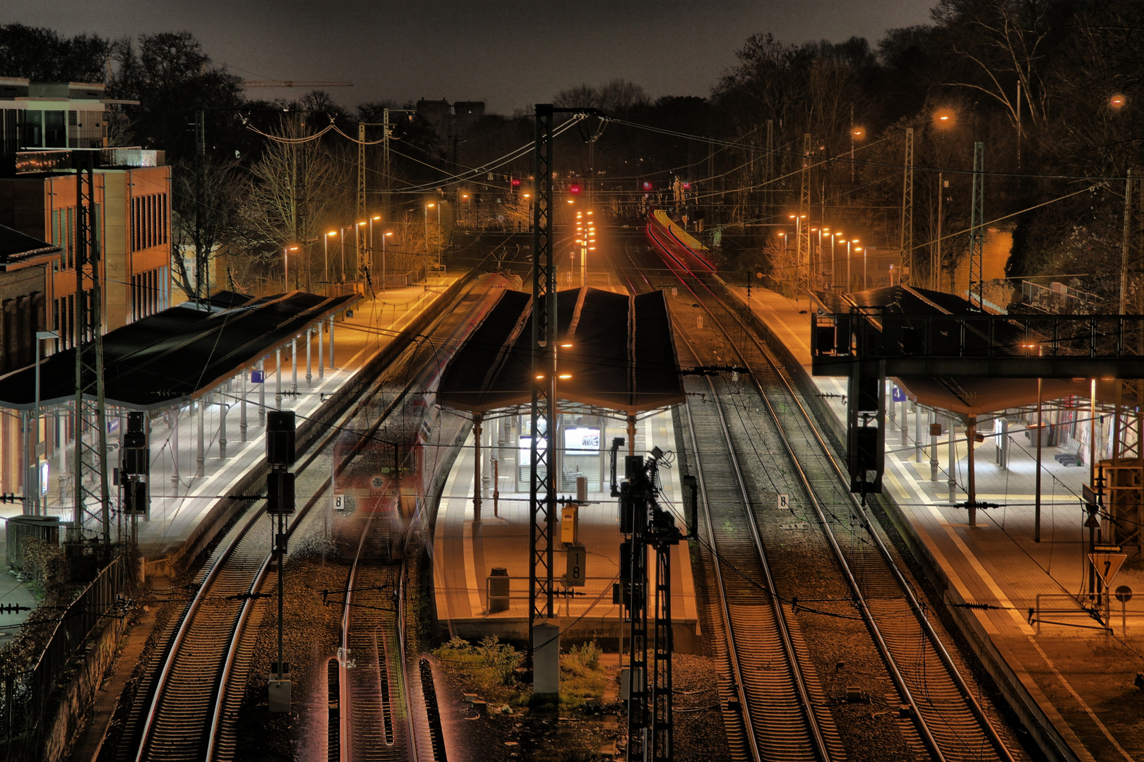 .....ich sag dazu halt immer noch SÜDBAHNHOF