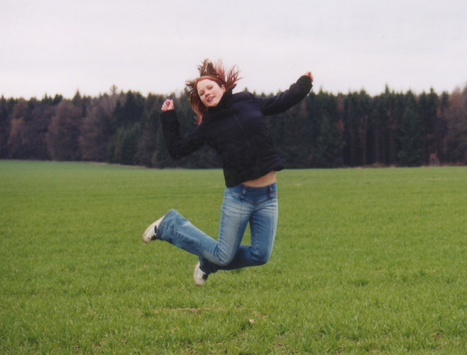 Ich spring grad über ein Feld