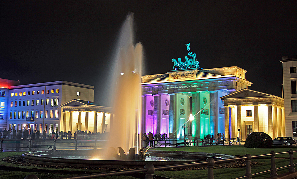 ich war auch in berlin und habe das festival of light angeguckt