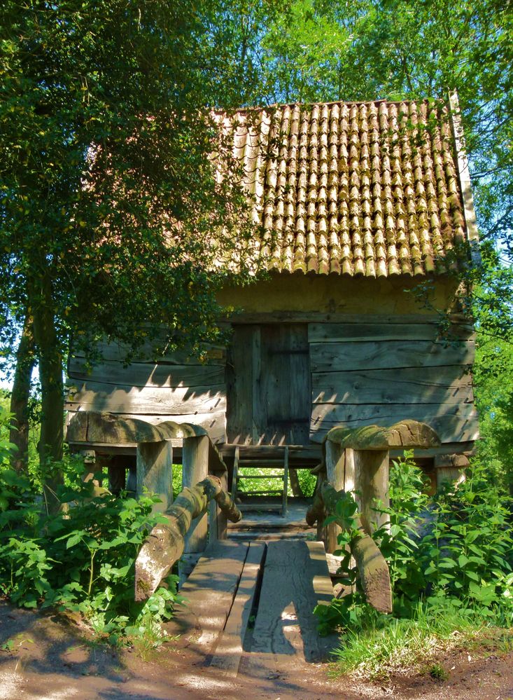 Ich Weiss Ein Haus Am See Foto Bild Landschaft Wege Und Pfade