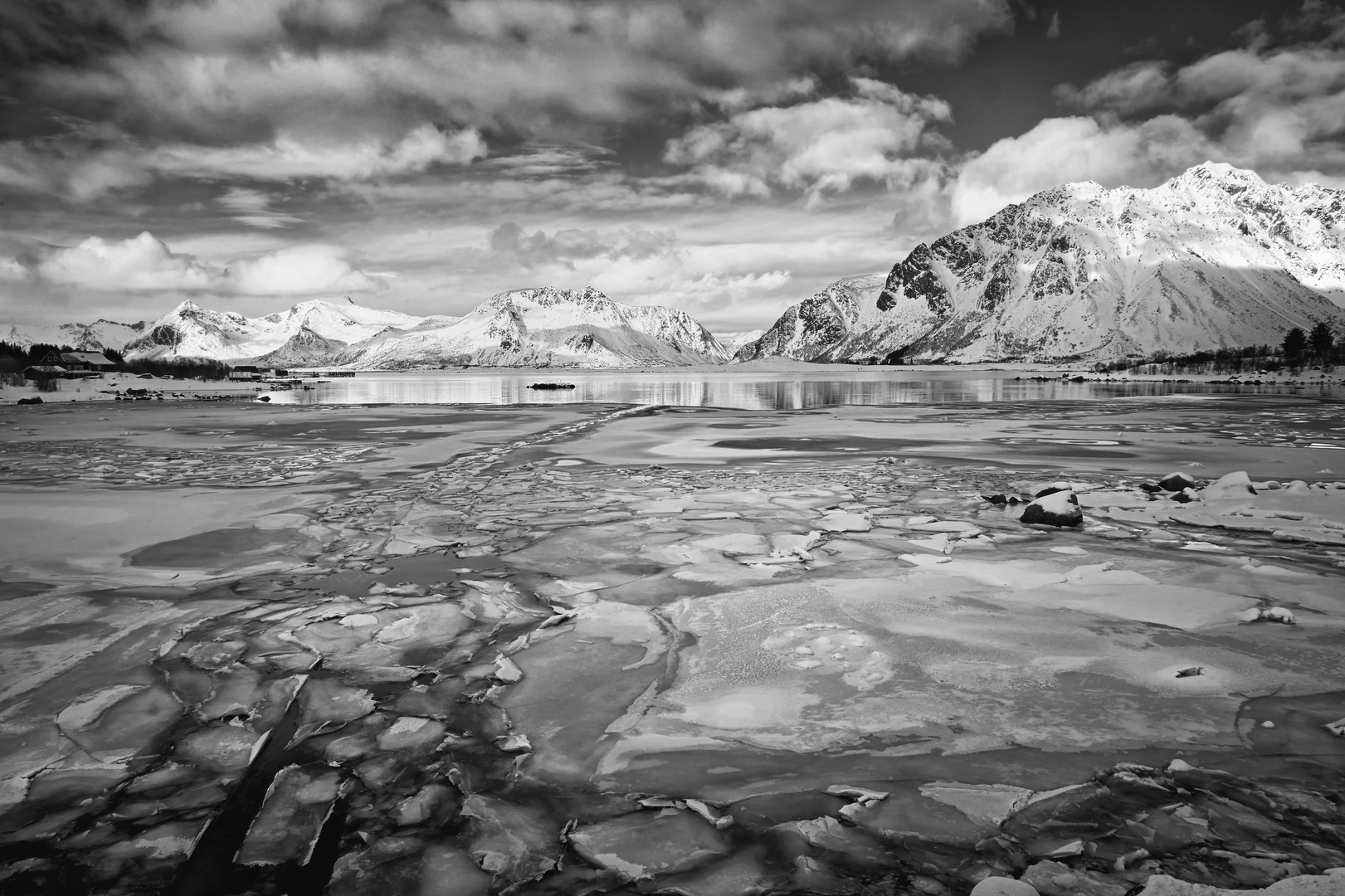 Icy Foto & Bild winter, landschaft, schwarzweiss Bilder auf