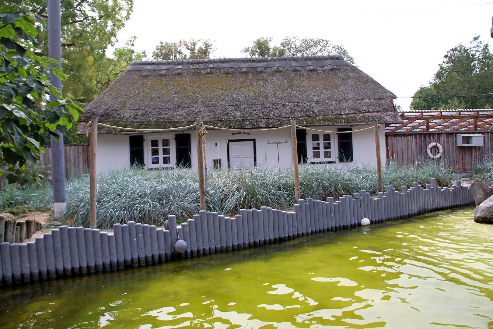 Idylische Häuser im Zoo Heidelberg