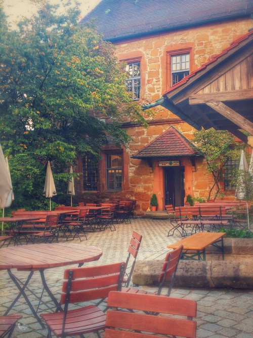 Idylle auf einer Burg in Franken