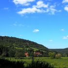 Idyllisch am Ufer der Jagst gelegen