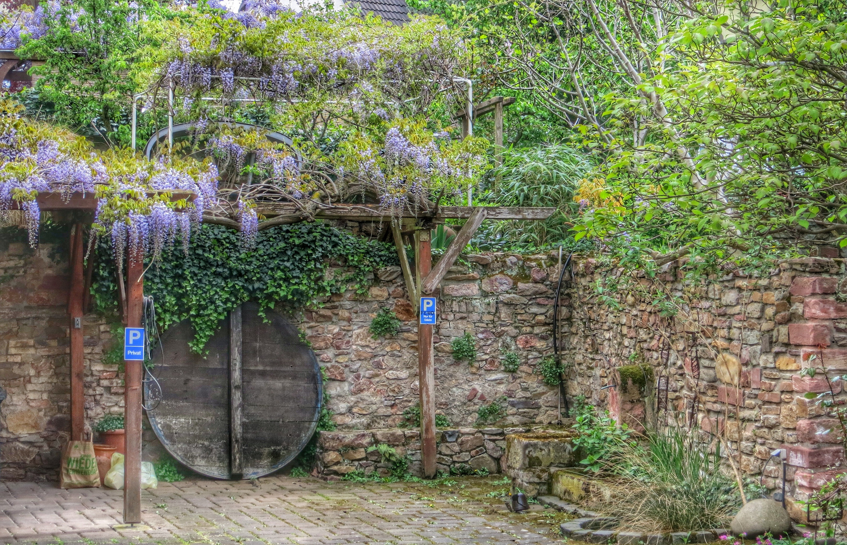 Idyllische Mauer