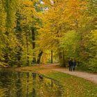 idyllischer Herbstspaziergang