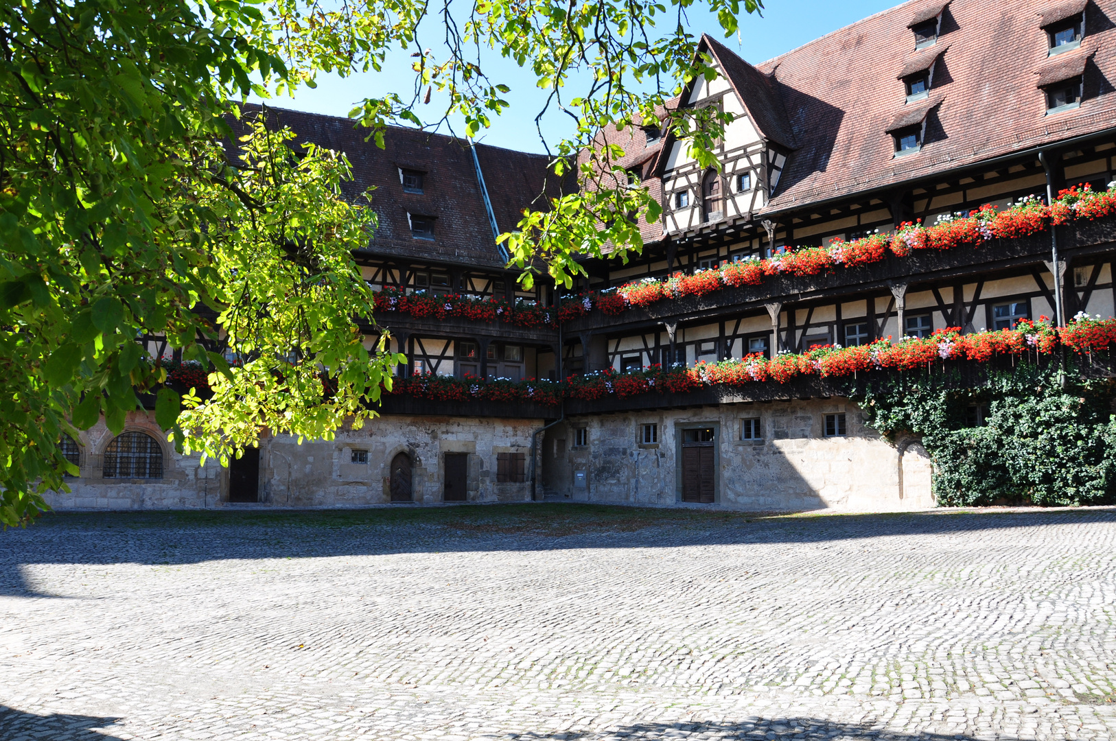 Idyllischer Hinterhof