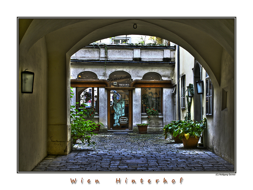 Idyllischer Hof in Wien