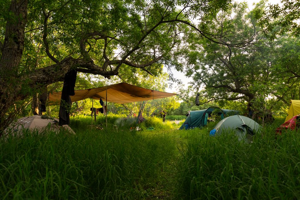 Idyllisches wildes campen am Opala