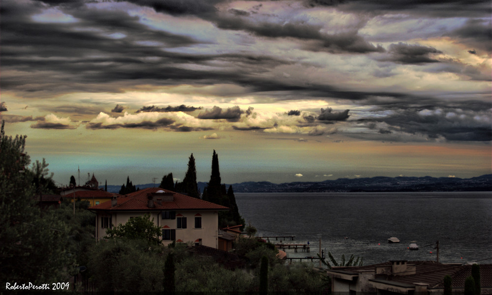 "ieri prima del TEMPORALE Castelletto di Brenzone" (lago di Garda) 1