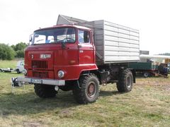 IFA L 60  1218 mit Schwerhäcksler-Aufbau