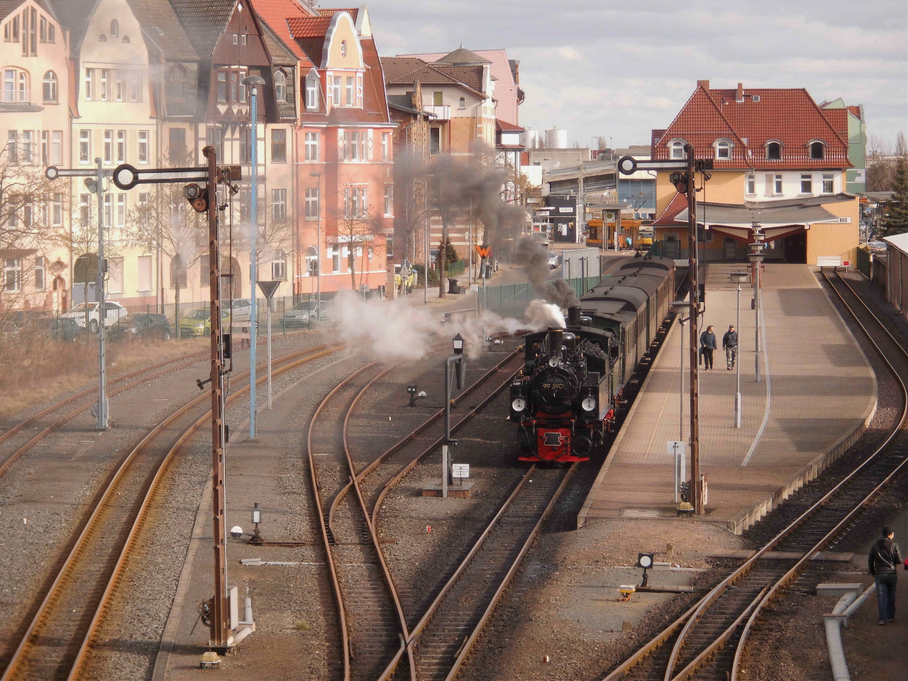 IGE Sonderzug wartet auf die Ausfahrt in Nordhausen.