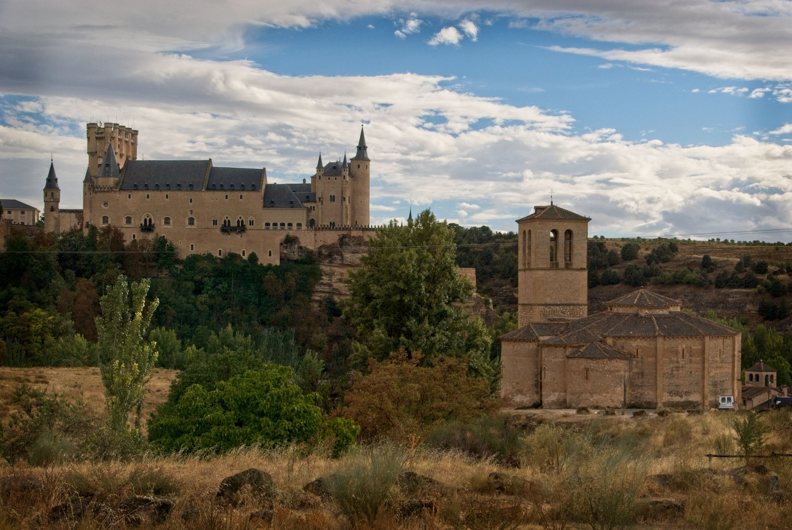 Iglesia de la Vera Cruz y Alcázar de Segovia