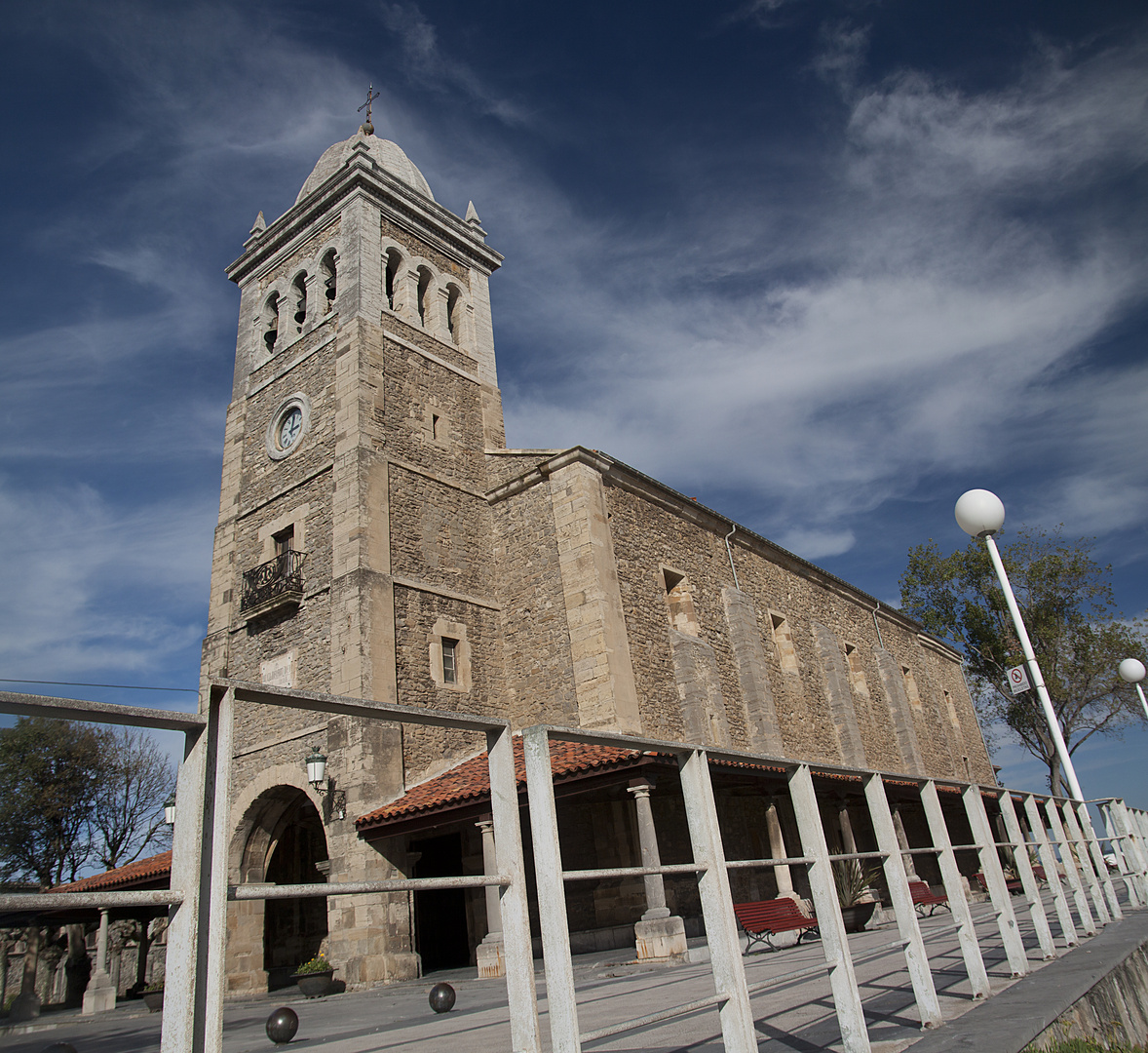 iglesia de luanco