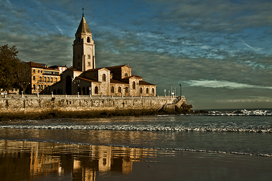 Iglesia de San Pedro (Gijón)