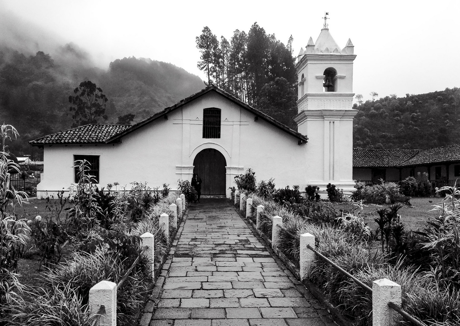 Iglesia-San-Jose-de-Orosi-Cartago-B&W-AA-WEB